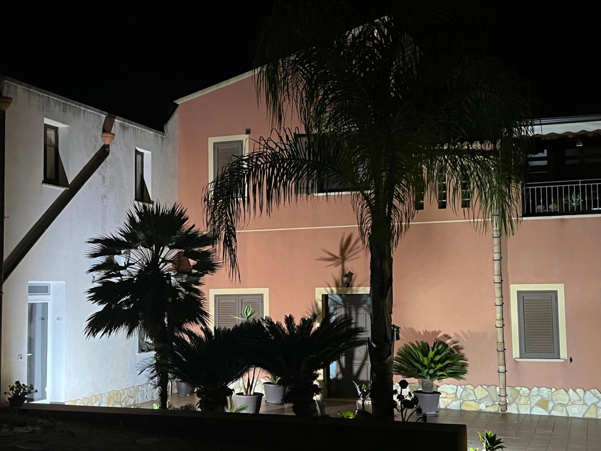 Home La Chiaretta Buseto Palizzolo Buitenkant foto