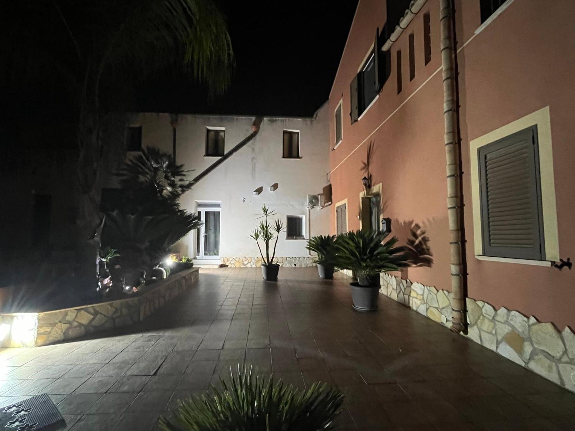 Home La Chiaretta Buseto Palizzolo Buitenkant foto